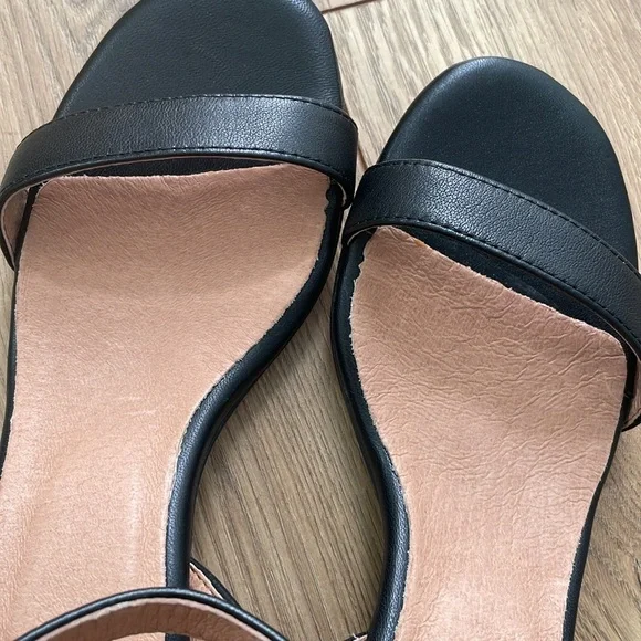Black J. Jill Women's Sandals - Picture 5 of 11